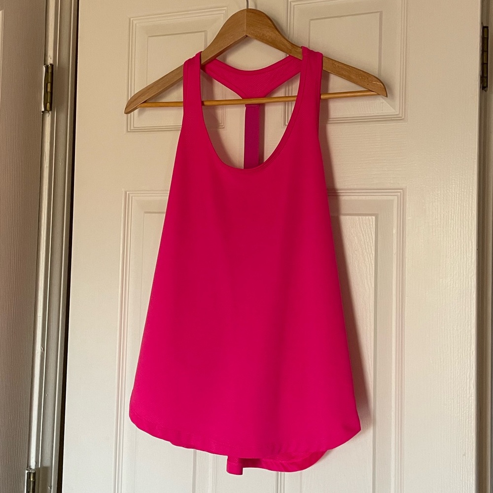 TWO Old Navy Go Dry Tanks